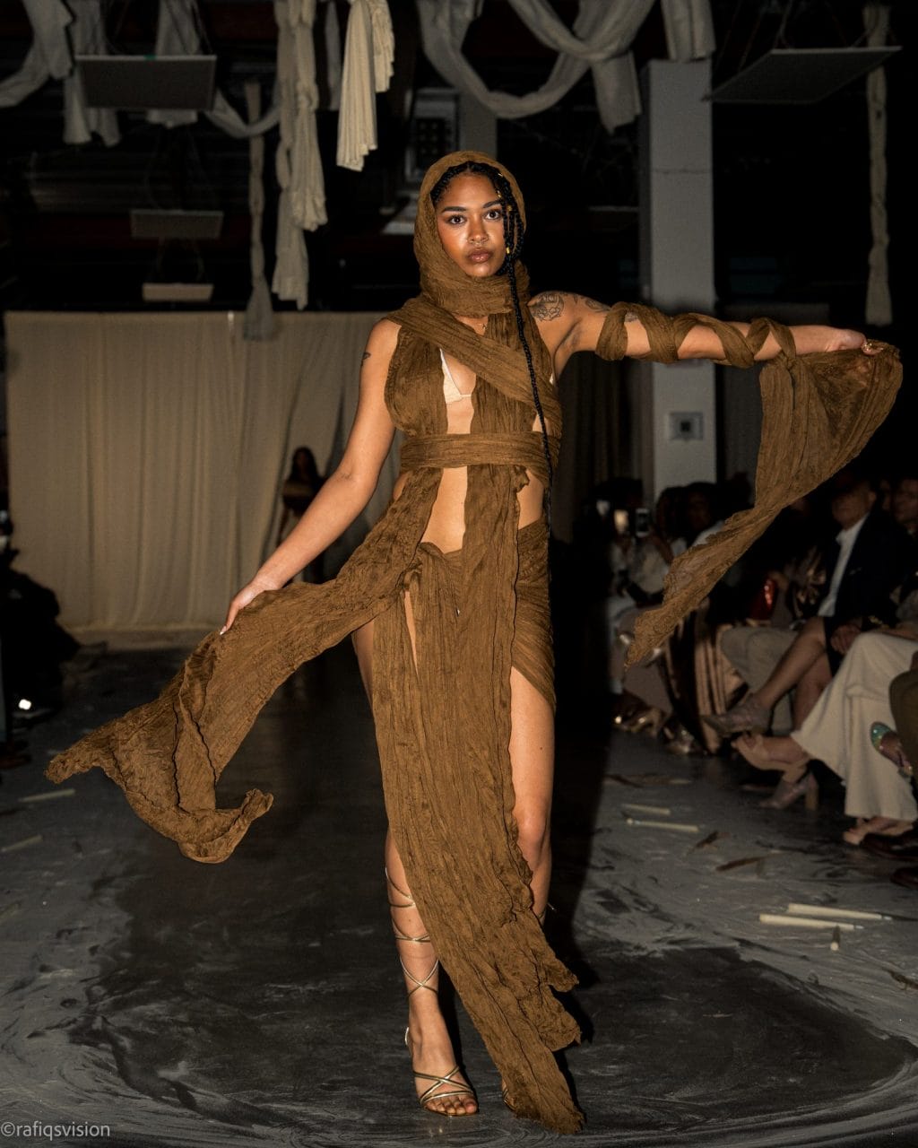 Beyond the horizon, into eternity with RAWE models