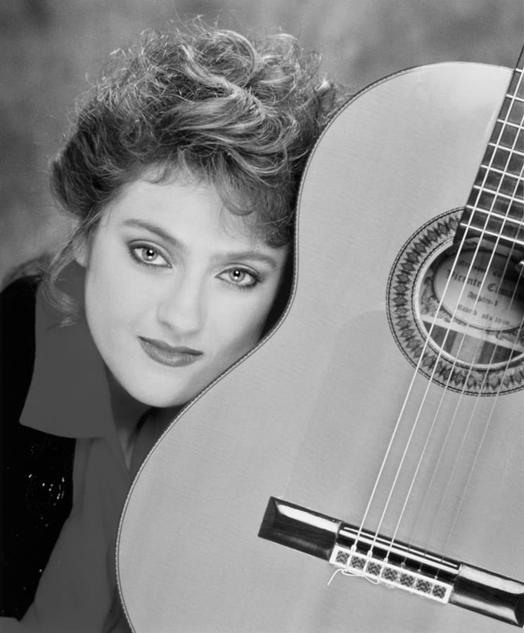 Marija Temo :: Flamenco Guitarist