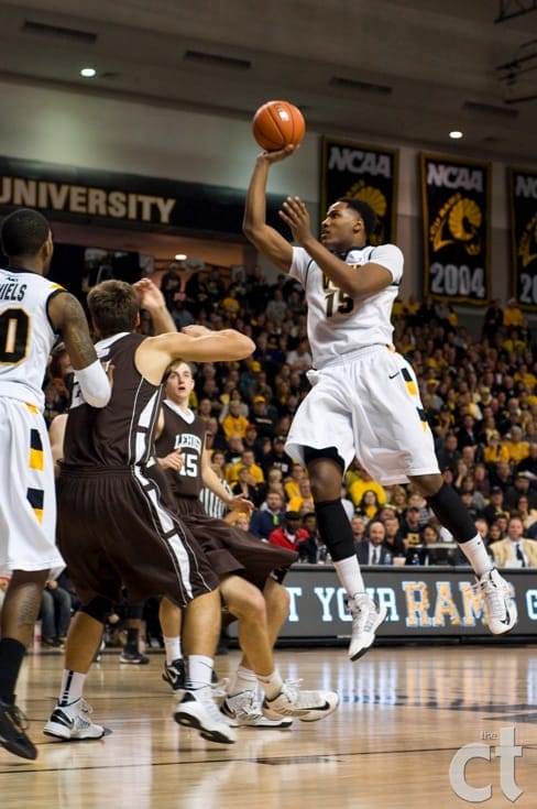 mbball_vs_lehigh_CC_016