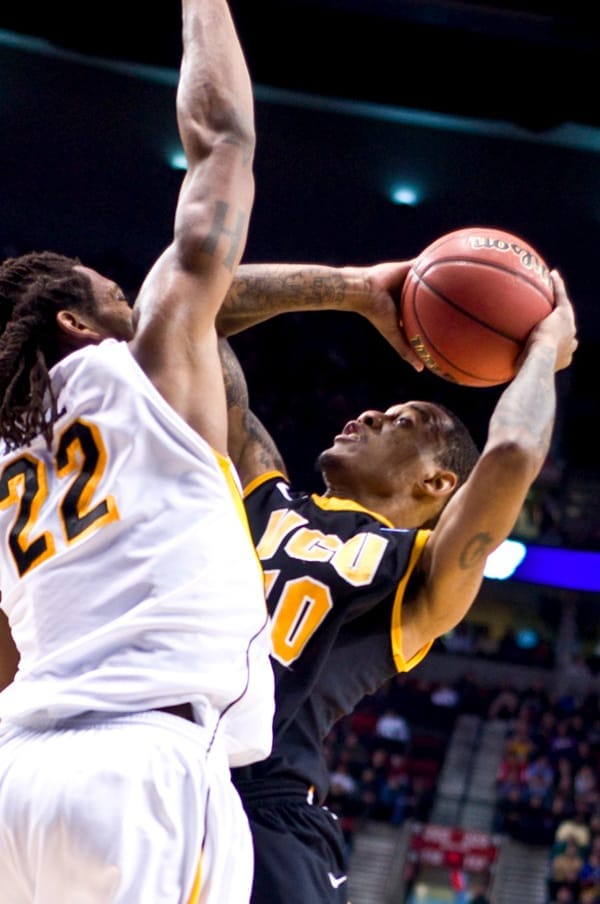 ncaaT12_VCU_defeats_Wich_44WEB