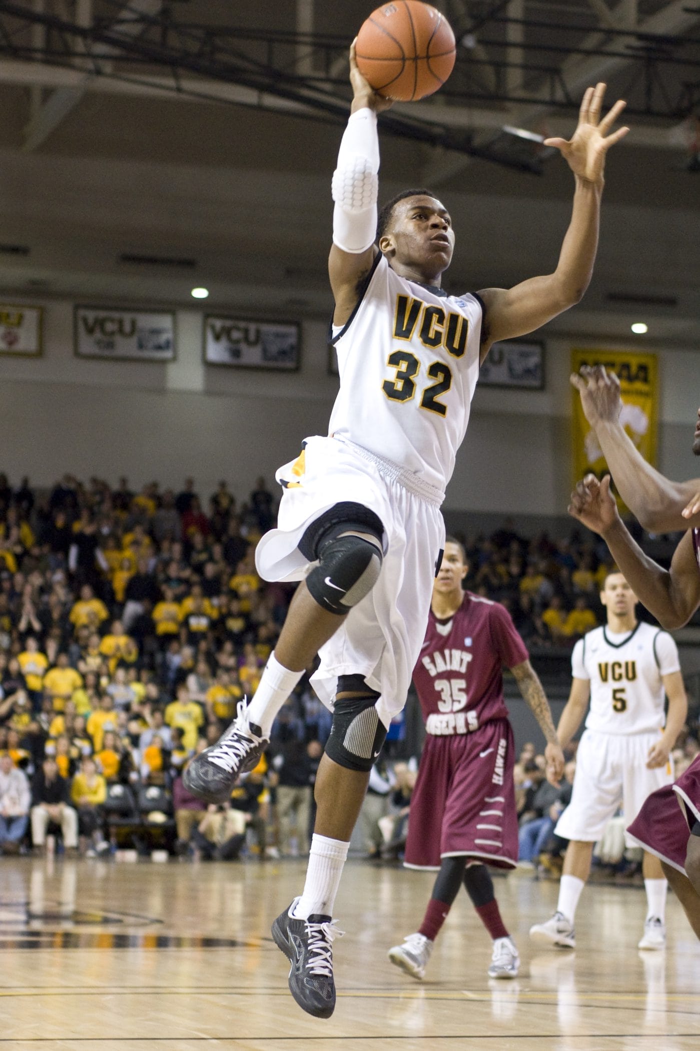 vcu_vs_stjoes_conway_011812_472